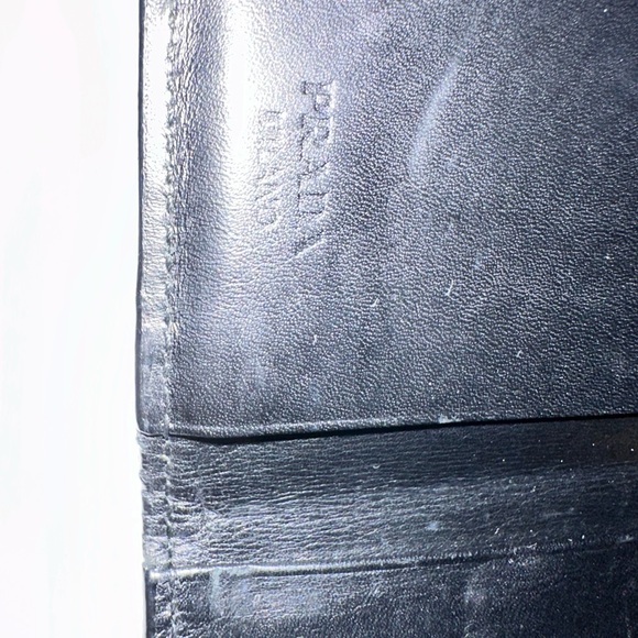 Prada Key Wallet - Picture 4 of 8